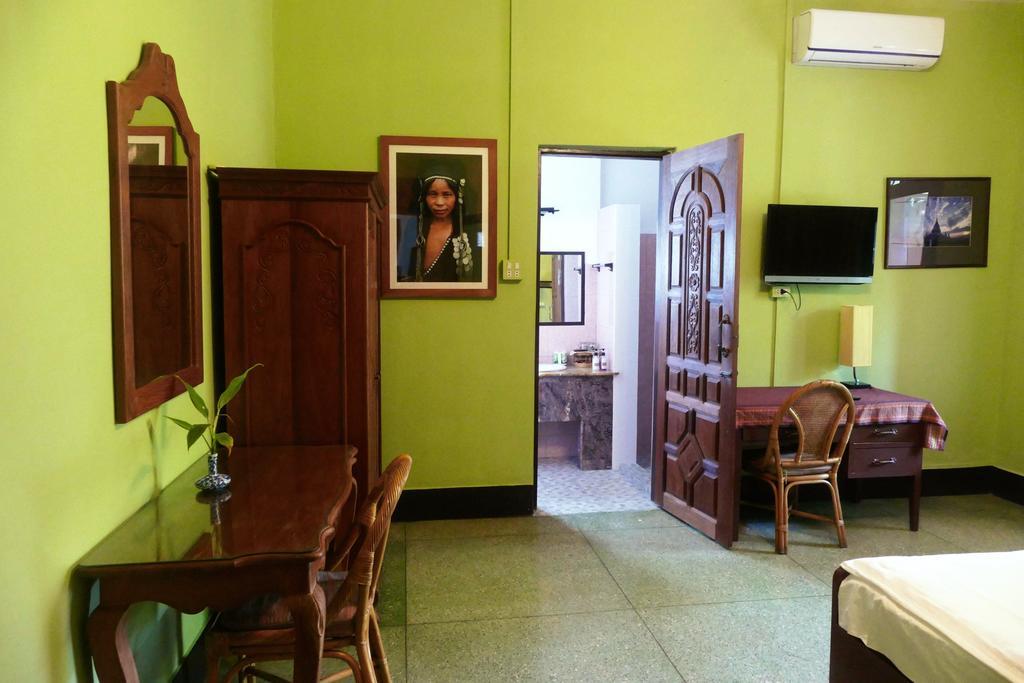 Hotel Lani'S House By The Ponds Vientiane Exterior foto